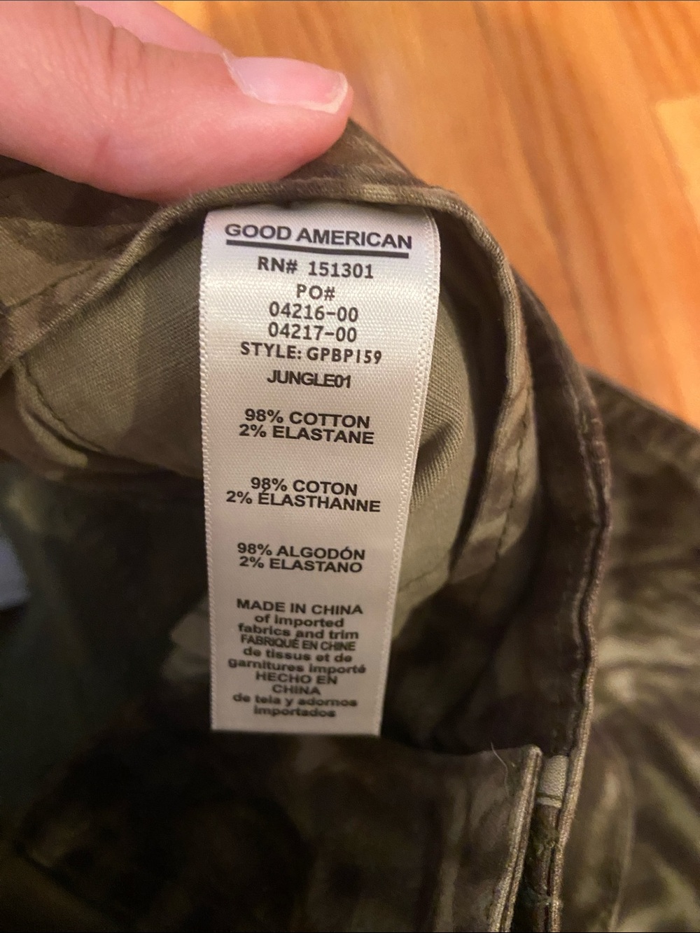 Good American Capri Pants, 15/33, NWTs - Picture 7 of 7